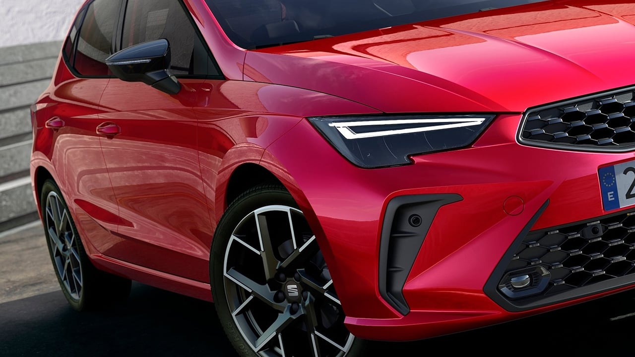 Este coche español es barato, fiable y, con 3.400 € de rebaja, apunta a Dacia con un precio imbatible y diseño renovado