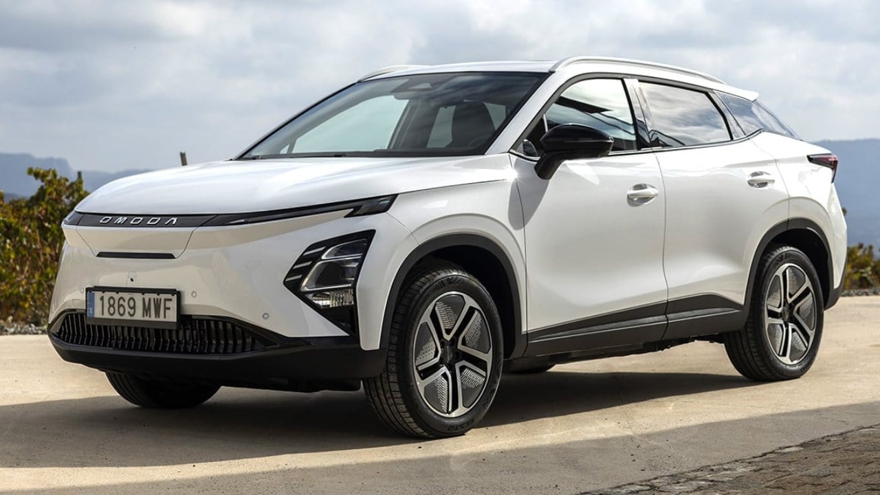 OMODA y JAECOO aprietan más que el Plan Auto+: hasta 5.375 euros de descuento en su gama enchufable