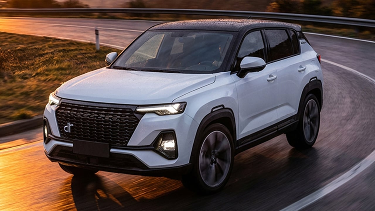 El nuevo DR 5 juega la carta del EBRO S400, etiqueta ECO y tarifa de Dacia con buen equipamiento