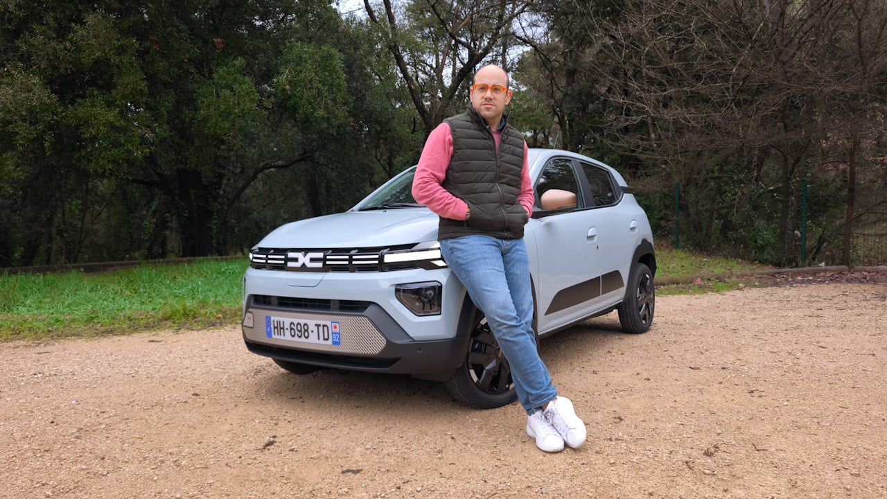 Dacia mejora el coche eléctrico más barato que te puedes comprar, ahora es más potente y yo ya lo he podido probar