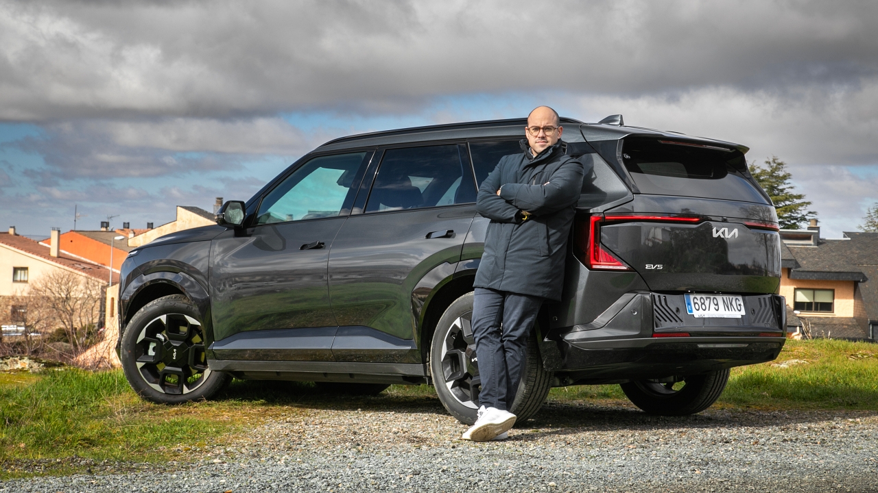 KIA pasa a la ofensiva de los SUV eléctricos con el nuevo EV5: ya lo he probado y te cuento qué me ha parecido