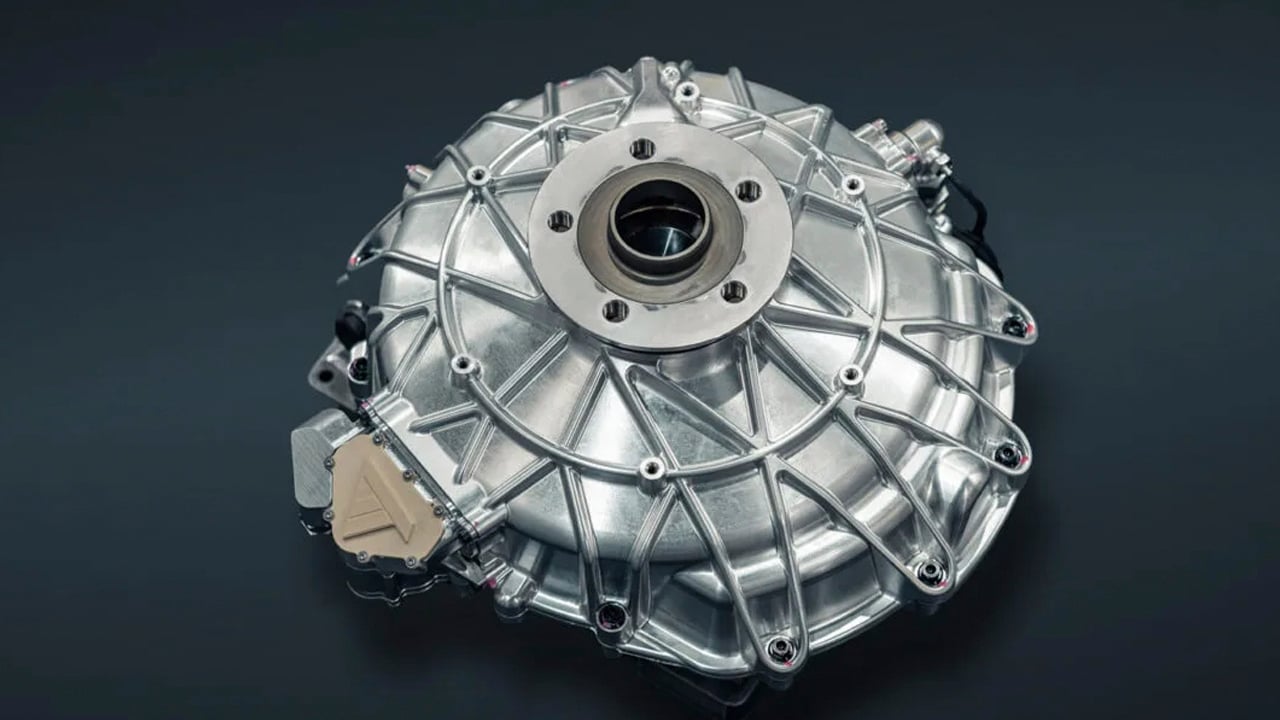 El motor de flujo axial de Mercedes-AMG con 737 CV tiene un