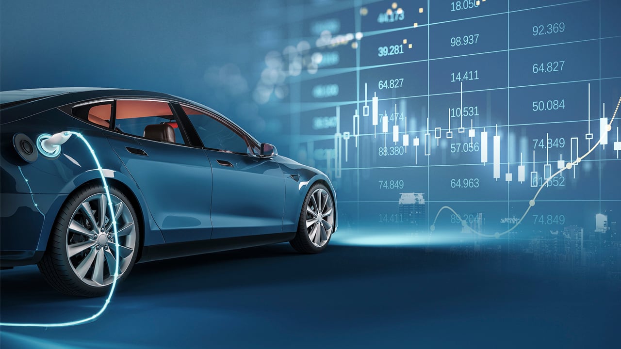 El precio real del coche eléctrico tiene truco: las ayudas caducan y Europa ya está mirando el calendario