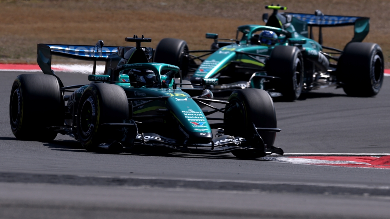 Honda autoriza a Aston Martin a intentar completar la carrera, pero el AMR26 tiene otros problemas que dependen de Newey