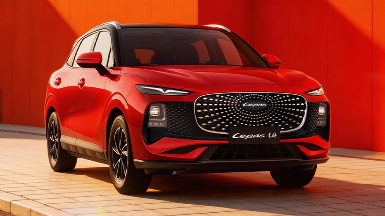 Como un MG ZS pero con motores a lo BYD, así es el nuevo SUV que llega este año y compartirá “casa” con Omoda y Jaecoo