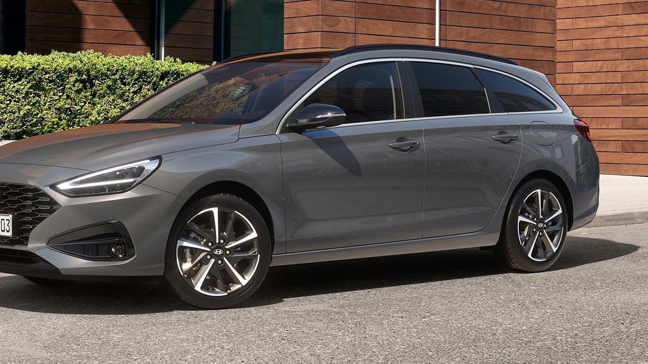 Es más barato con esta rebaja de 2.900 € y, con 600 l de maletero y un gran equipamiento, este compacto es ideal para toda la familia