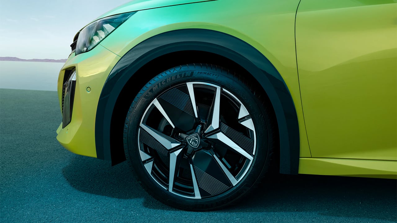 El coche que acabó con el reinado del Volkswagen Golf en oferta por solo 280 € al mes con un “todo incluido” difícil de superar