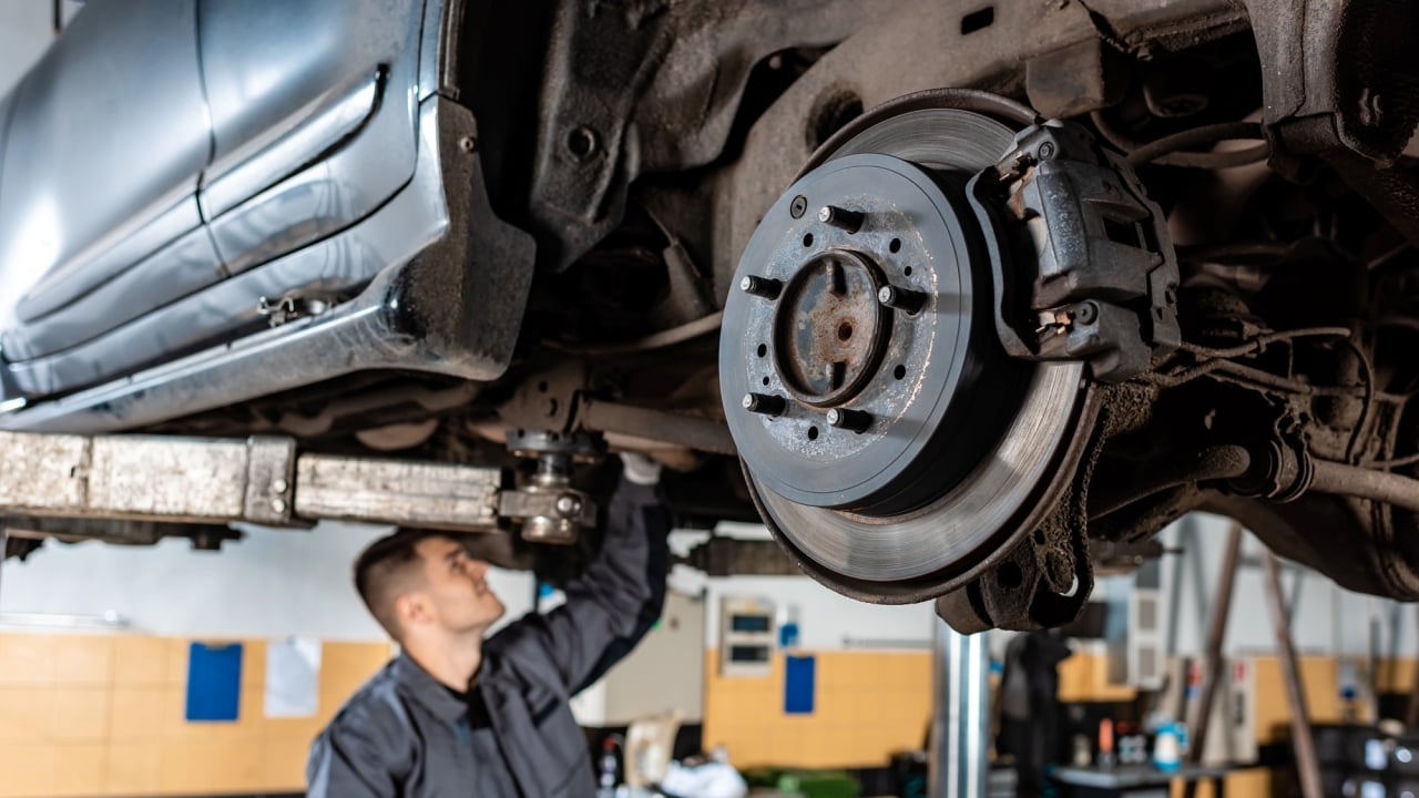 ¿Por qué se cristalizan los frenos y cómo evitarlo o identificarlo?