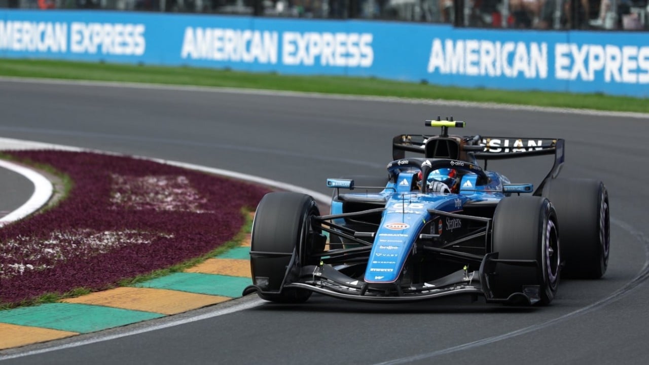 Sainz acaba frustrado y a vueltas con el actuador de su Williams: "Muy por detrás de mis rivales"