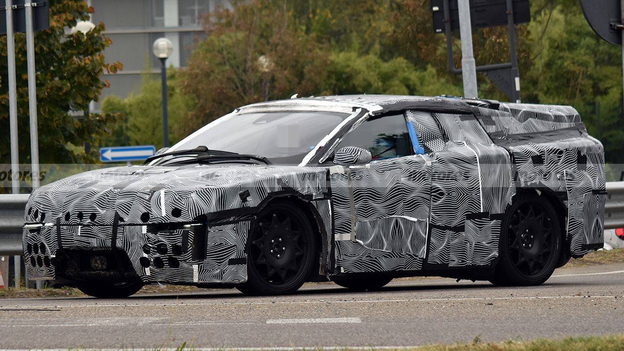 El Ferrari Luce empieza a enseñar una de sus claves: cuánto costará el primer eléctrico de Maranello