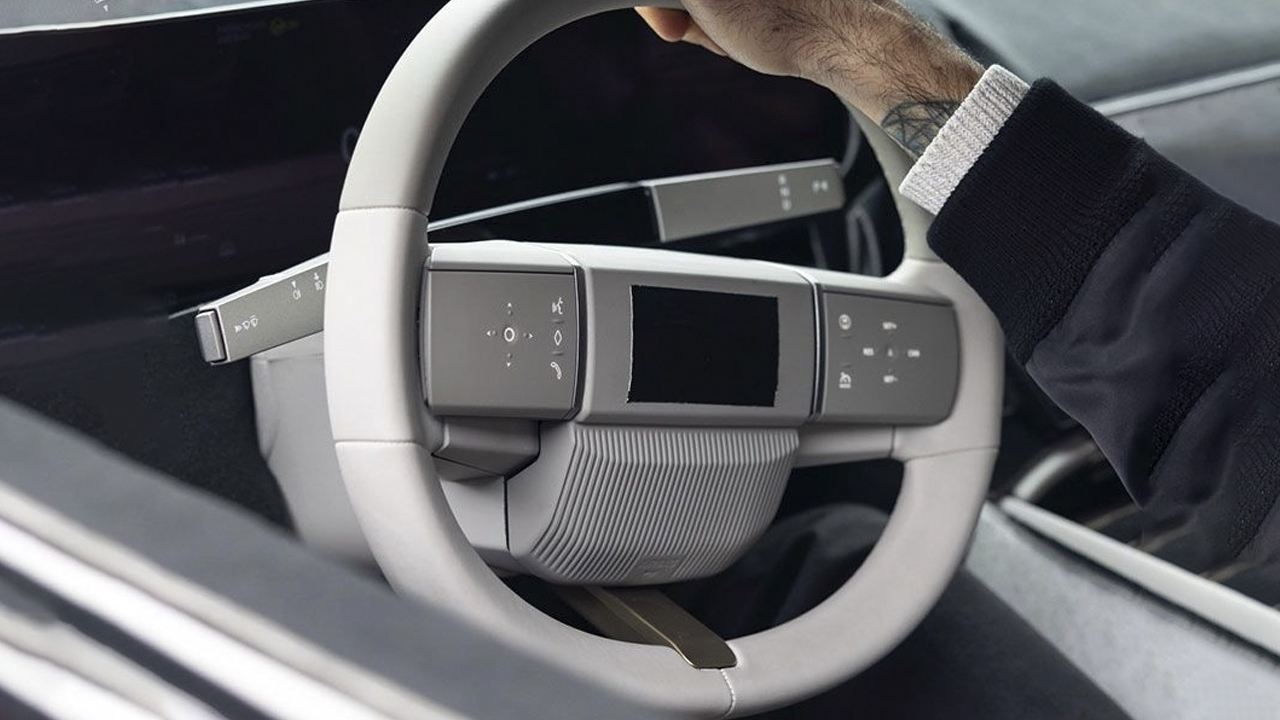 Jaguar muestra el interior de su nuevo eléctrico… y no es tan lujoso como prometían