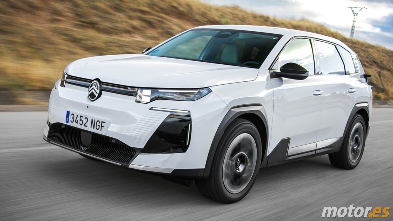 7.300 € de rebaja, maletero enorme y etiqueta ECO, el Citroën C5 Aircross se planta en la liga del KIA Sportage