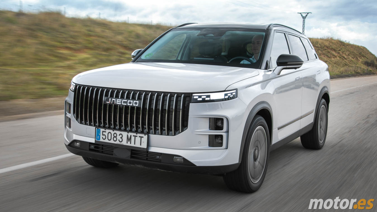 El nuevo Jaecoo 7 híbrido ya tiene precios, llega la versión ECO que incomoda al Toyota Corolla Cross