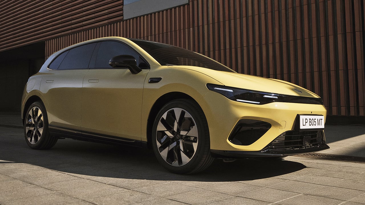 El nuevo Leapmotor B05 ya tiene precios en España y apunta a chollo, es 10.000 € más barato que el BYD Dolphin