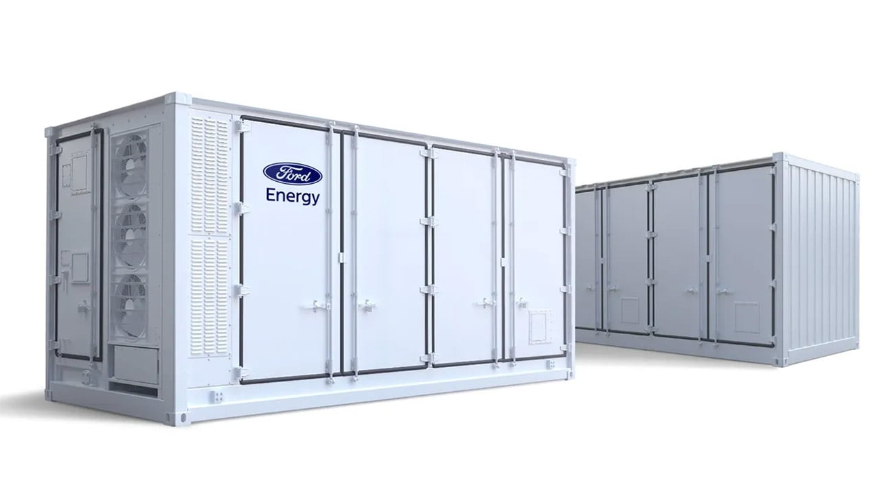 Ford entra en la guerra de las megabaterías contra Tesla con las baterías de sus coches eléctricos sin vender