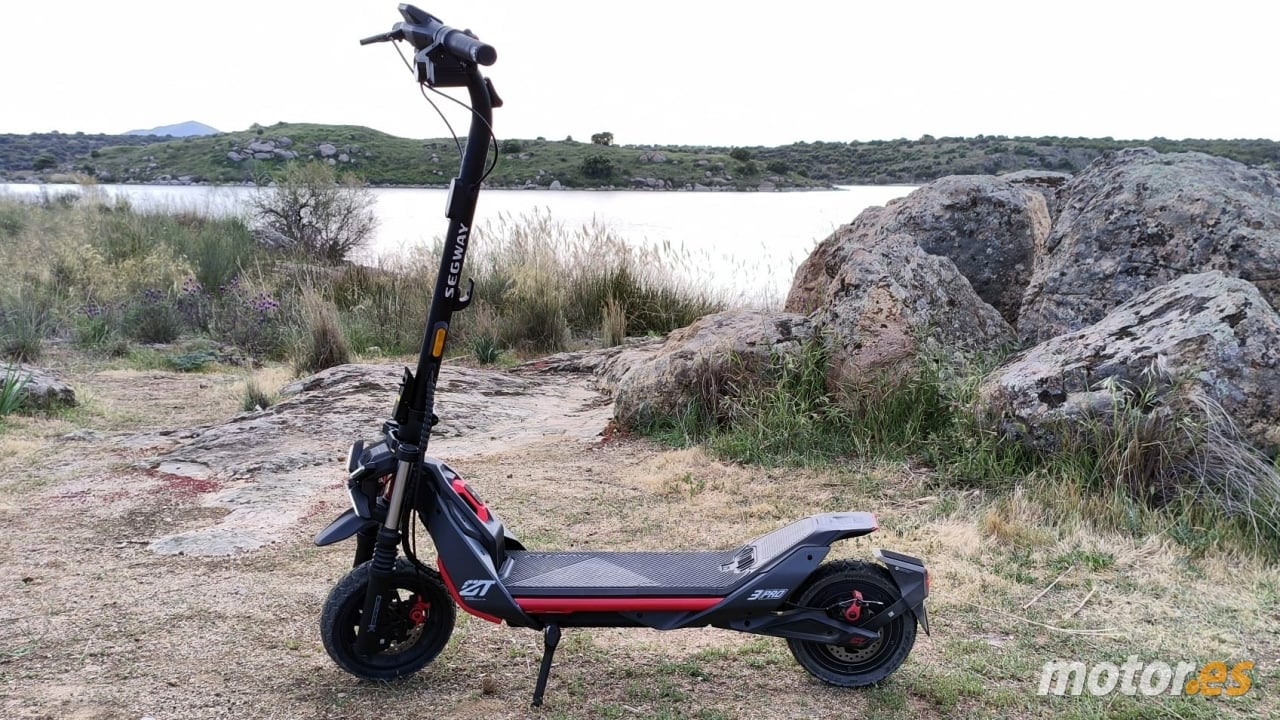 Fuimos con el Segway ZT3 Pro E hasta donde no debería llegar y pidió más. ¿La razón? No sabe que es un patinete