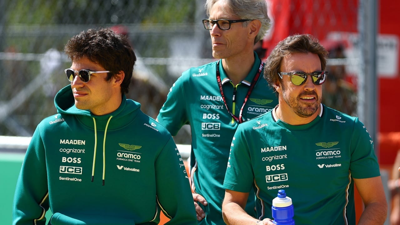 Krack pide proteger a Alonso de las preguntas; nadie sabe cuándo lo hará Aston Martin con un buen coche