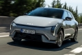 KIA deja al Volkswagen ID.3 Neo sin argumentos con el nuevo EV4: 8.000 € menos, mejor autonomía y más potencia
