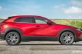 Se desploma el precio del SUV híbrido japonés que pone contra las cuerdas a SEAT y Skoda, 7.000 € menos y etiqueta ECO