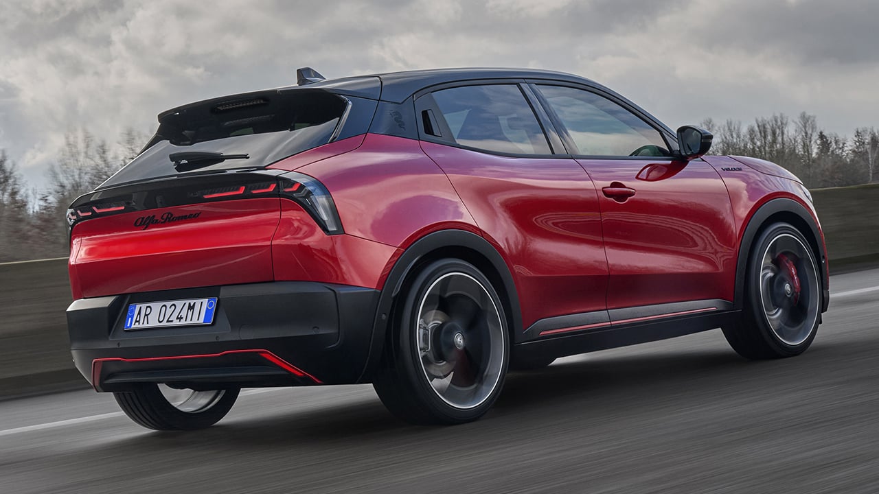El Lexus LBX italiano existe, cuesta 4.000 € menos, también tiene etiqueta ECO y su diseño es único