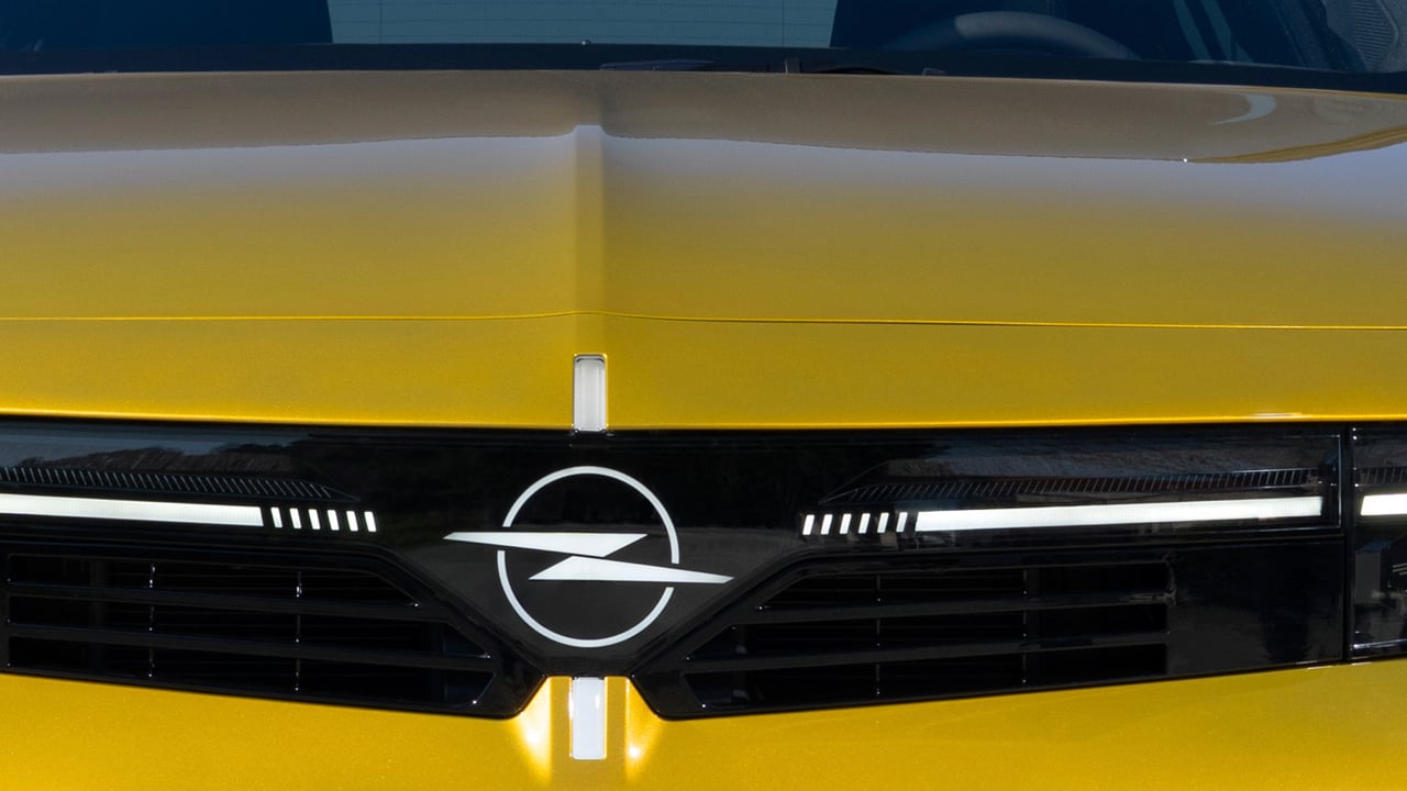 El nuevo Opel Insignia estaba listo para volver, pero Stellantis se lo regaló a Peugeot