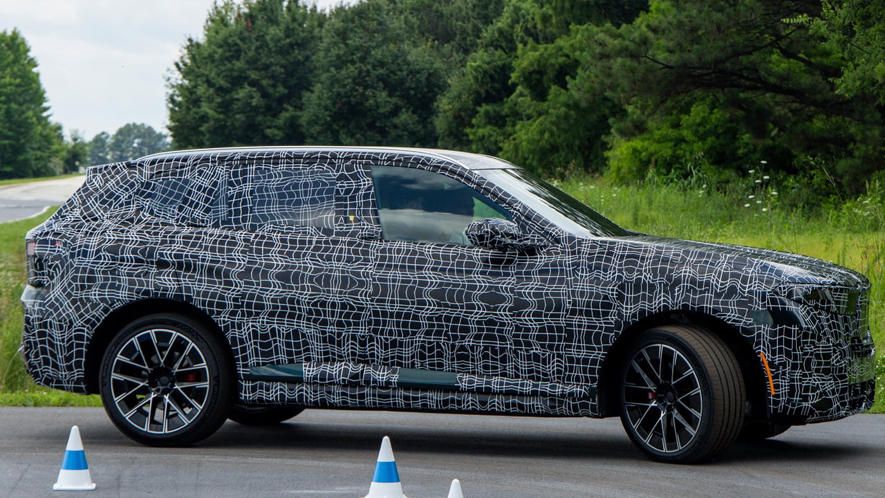 BMW prepara un golpe sobre la mesa con el nuevo X5 eléctrico y más de 1.000 km de autonomía