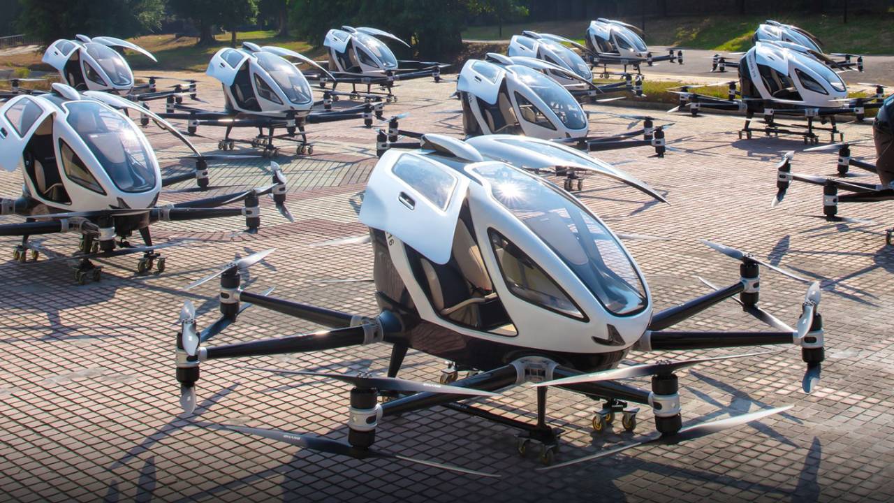 China está convirtiendo el coche volador en algo demasiado real: un eVTOL ya se ha probado con una batería de estado sólido