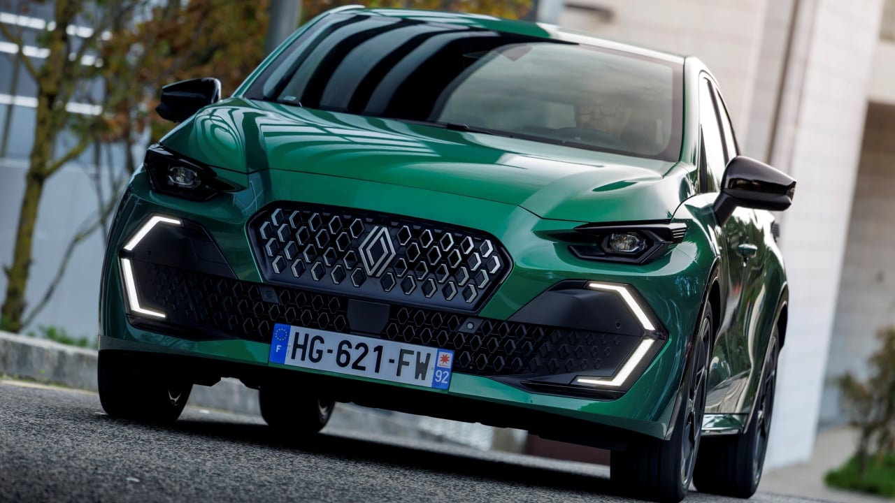 Renault Clio presume de 1.450 km de autonomía y Etiqueta ECO, estos son sus precios en España