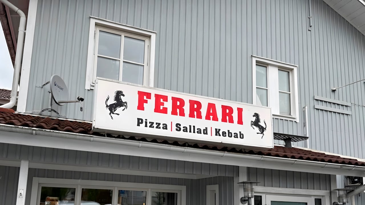 Una carta de Ferrari basta para que una pizzería de 30 años tenga que cambiar su nombre