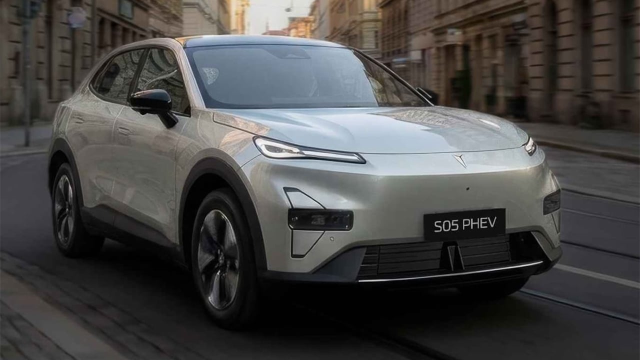 El Changan Deepal S05 más versátil ya tiene precios, llega la versión híbrida PHEV con 258 CV y 100 km de autonomía eléctrica