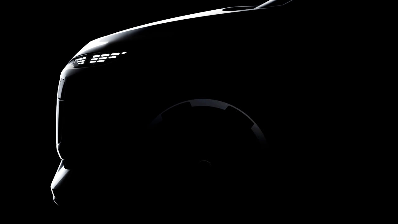 El Audi A2 e-tron ya no puede esconder su diseño, este vídeo espía lo destapa casi por completo