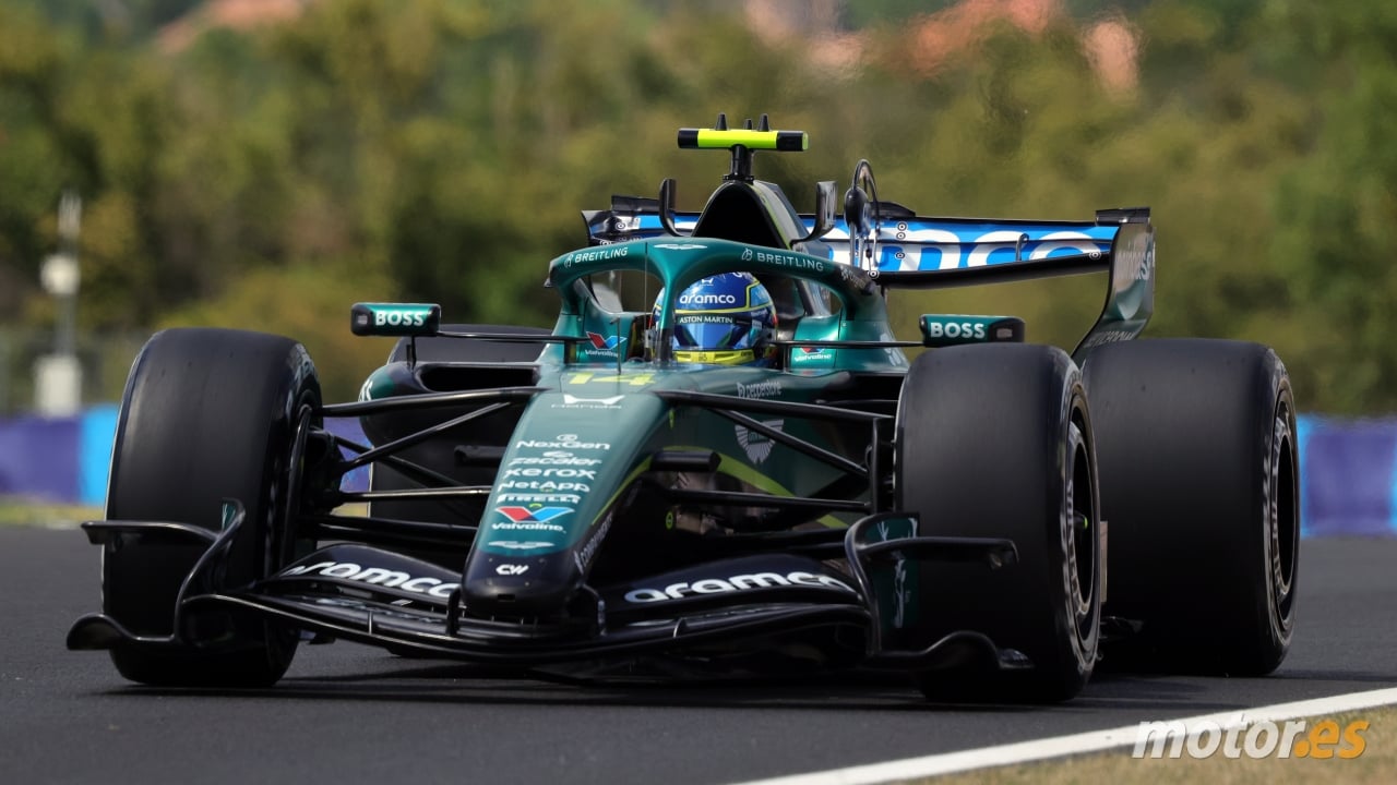 Este Aston Martin es otra historia; Alonso se mete en la pelea de mitad de parrilla en una sesión que lidera Leclerc