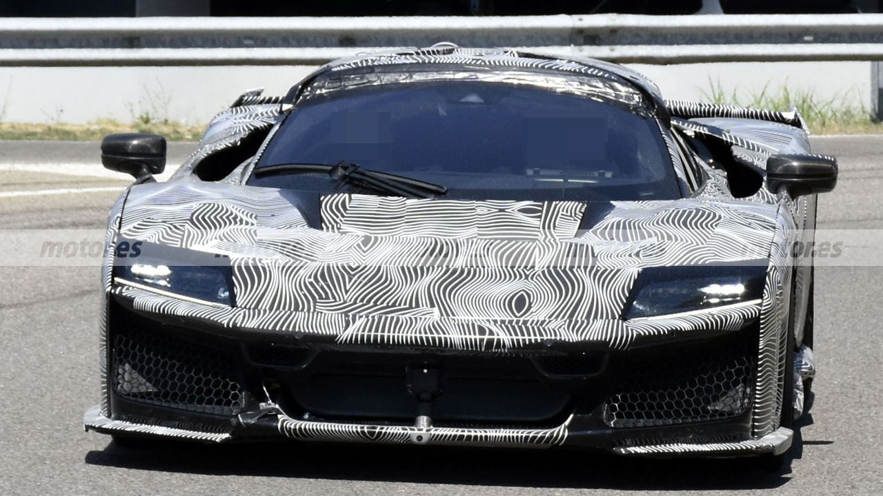 El Ferrari F80 Aperta 2027 ya rueda, el descapotable de 1.200 CV y casi 4 millones que muy pocos podrán comprar
