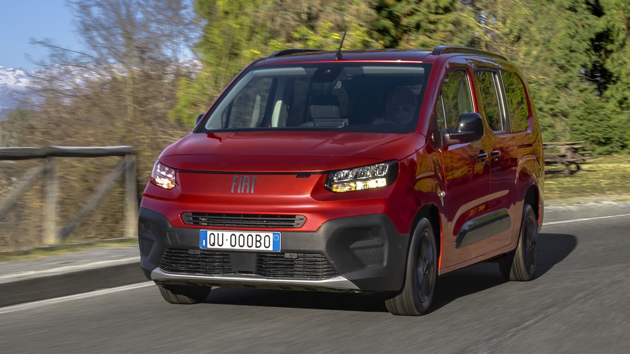 El nuevo FIAT Qubo L deja de apostarlo todo al diésel, las esperadas versiones eléctricas ya tienen precio