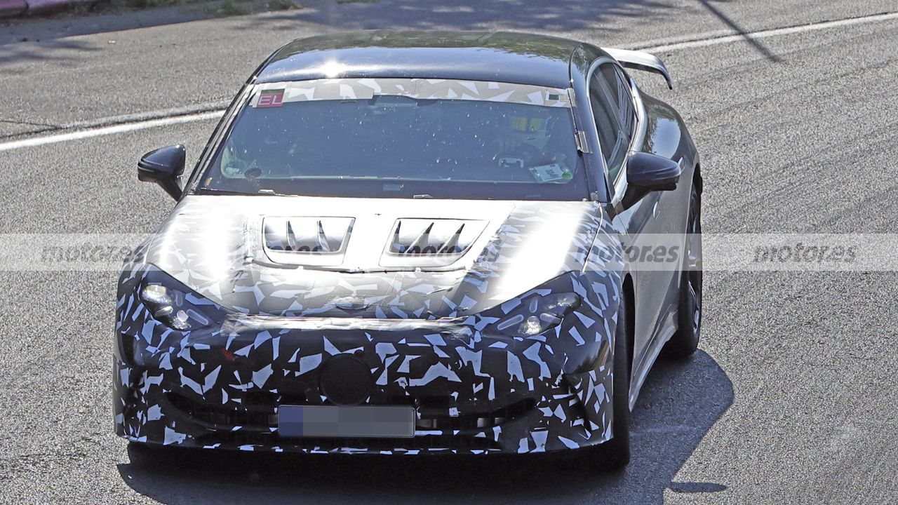 El nuevo Mercedes-AMG GT eléctrico muestra por primera vez la versión más salvaje, 1.360 CV para mirar de frente al Ferrari Luce