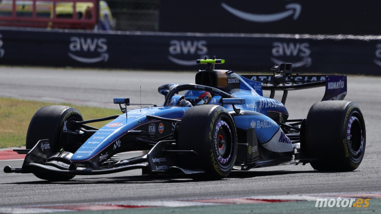 Sainz vuelve a señalar a Williams y deja en el aire su renovación: «Lo miraré con calma»