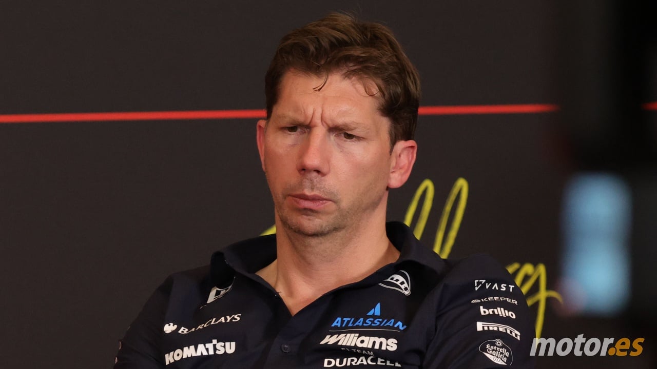 Vowles culpa a Alonso del toque de Sainz con Piastri: «Debería haber cedido la posición antes que Carlos»