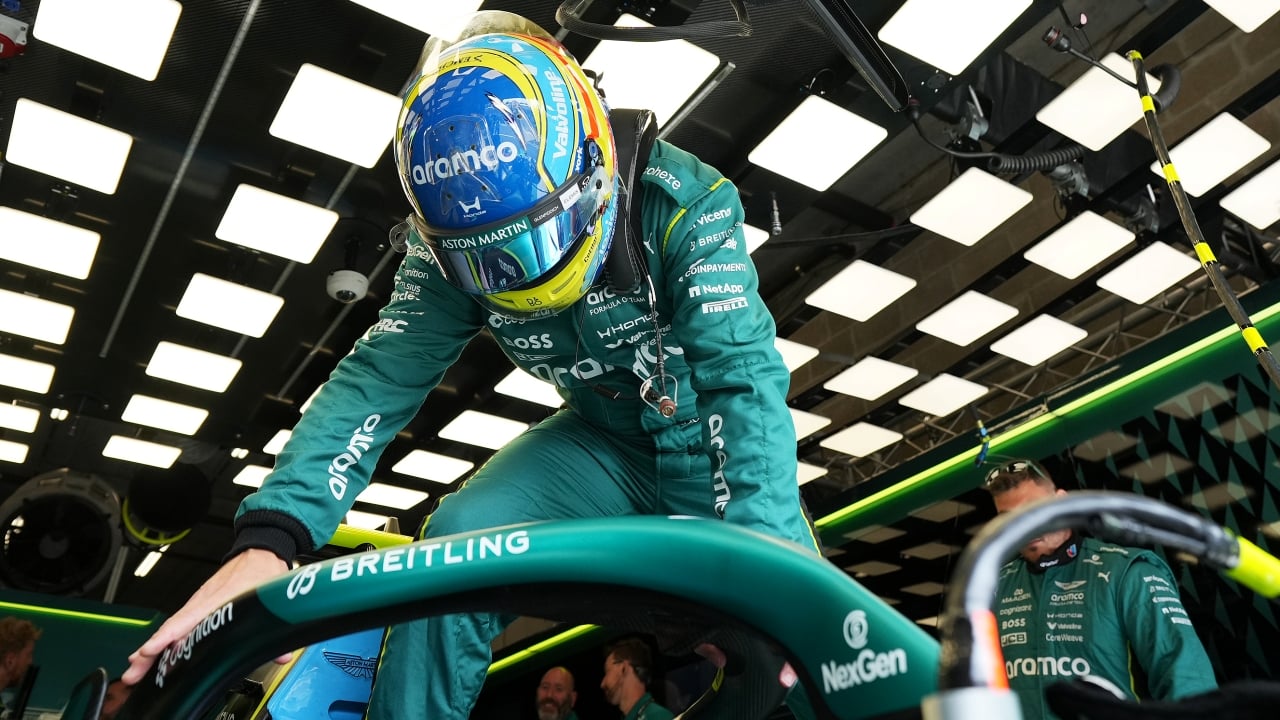 Aston Martin niega tener un plan B: «No consideramos otras opciones, lo importante es seguir con Alonso»