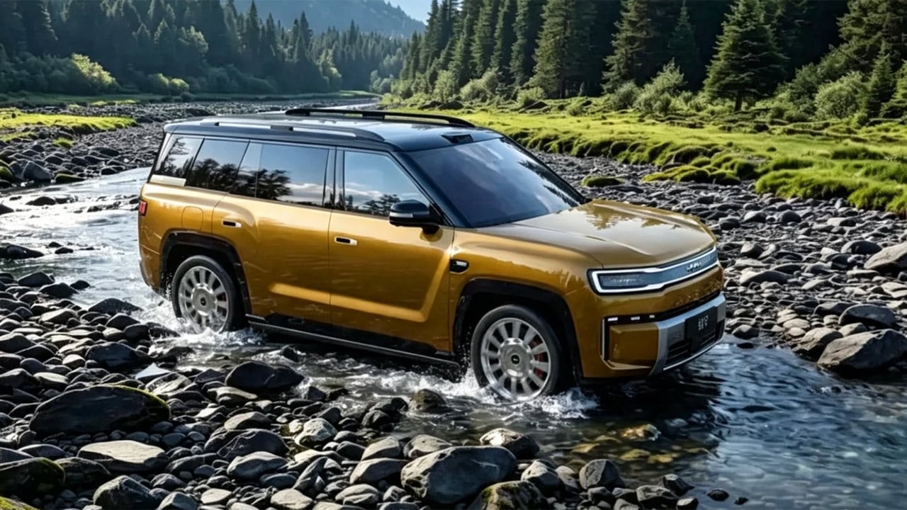 SUV PHEV di BYD con 6 posti e 310 km elettrici, confronto con Mercedes GLS in Europa