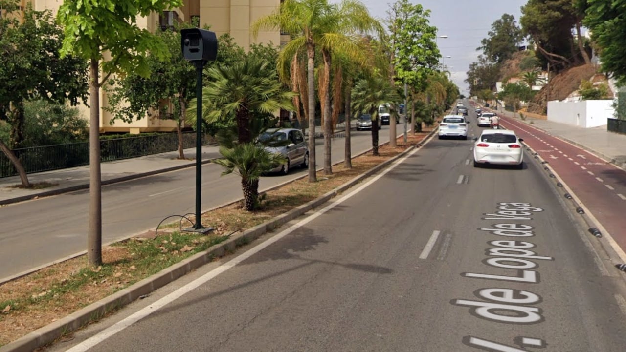 «Es intolerable»: denuncian que un radar de Málaga lleva tres años duplicando multas sin que el Ayuntamiento lo corrija