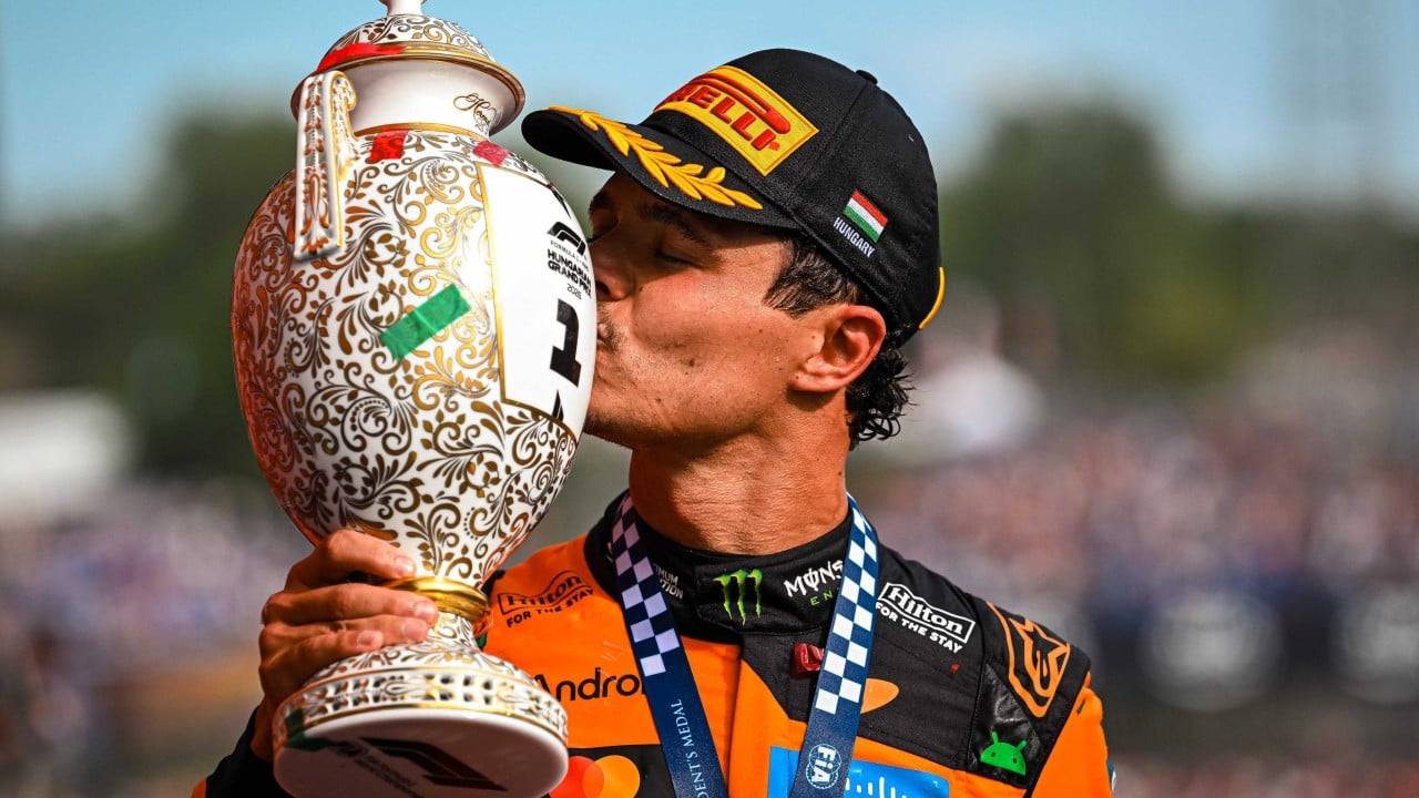 Lando Norris firma un contratto con McLaren fino al 2030, rafforzando la sua collaborazione con il team britannico