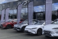 BYD y Xpeng arrasan en Europa, pero sus concesionarios acumulan hasta 100.000 euros pendientes de cobro