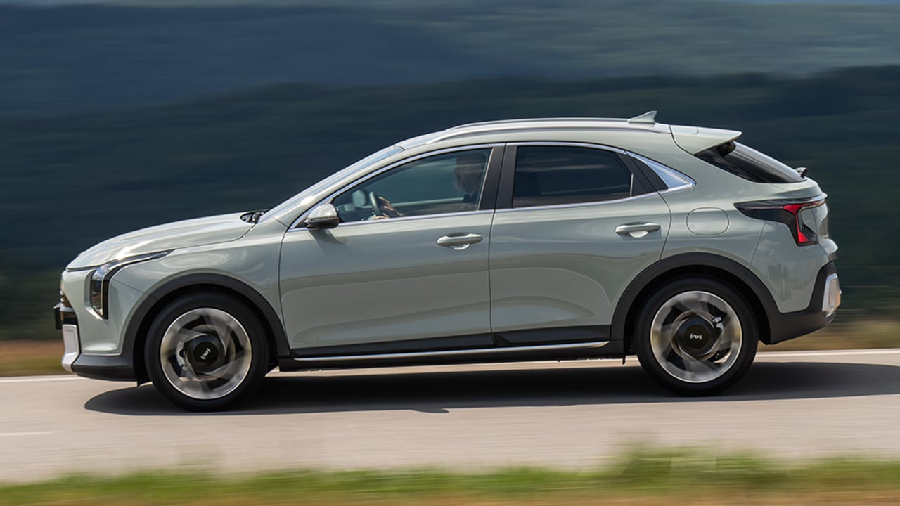 Con 7.500 € de descuento, compacto y altura de SUV, este renovado KIA es el chollo con etiqueta ECO que MG no esperaba