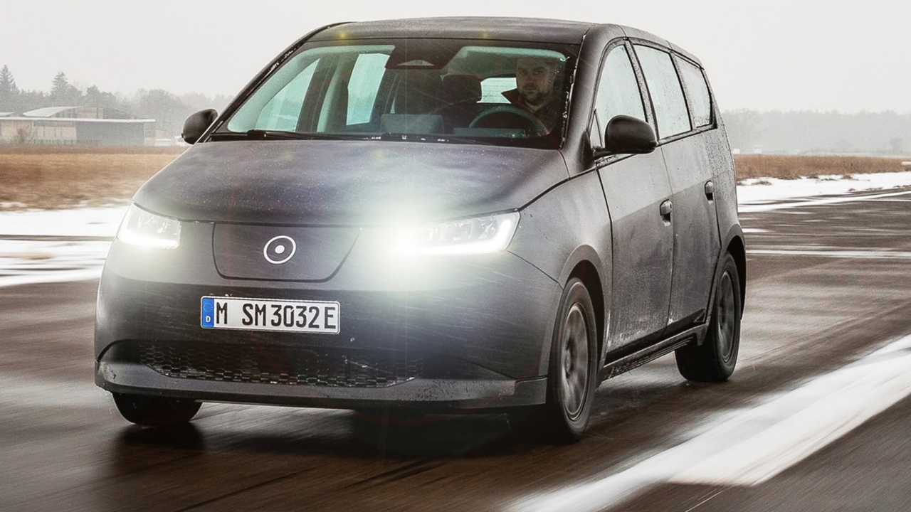 A los coches solares les llega el ocaso: una de sus referentes, Sono Motors, quiebra definitivamente