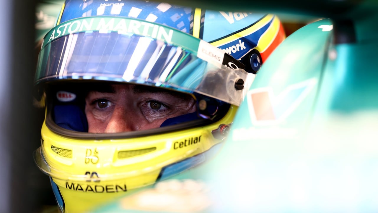 Bakú empieza cuesta arriba para Fernando Alonso: la FIA le sanciona y saldrá desde el fondo de la parrilla