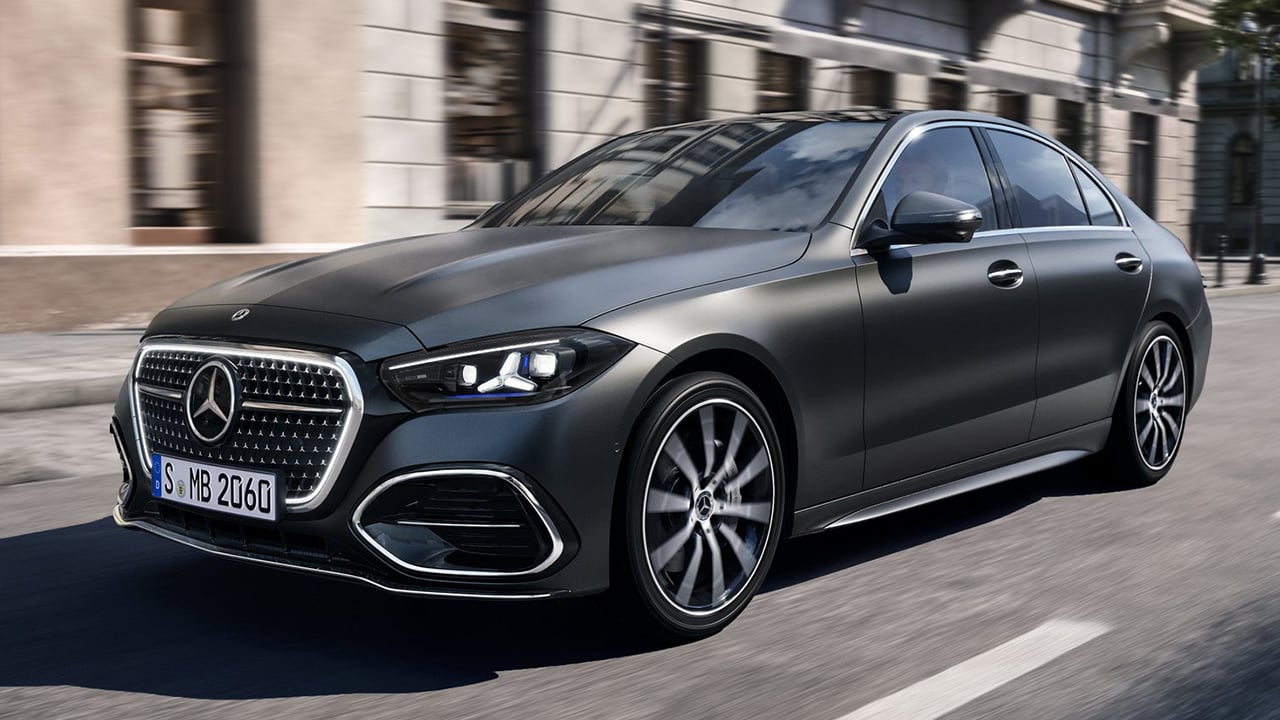 Nuovo Mercedes Clase C 2027 con motori a benzina e diesel, dettagli tecnici e prezzi in Italia