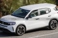 El plan de Opel para el Frontera eléctrico se descubre en estas fotos espía: nueva batería y más de 500 km de autonomía