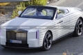 Cazado sin disfraz, el Rolls-Royce Project Nightingale aparece por primera vez en carretera y verlo es casi imposible