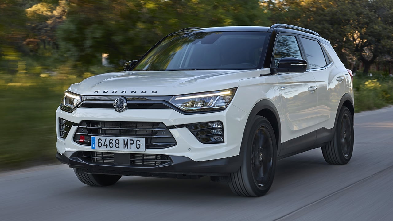 El KGM Korando rebaja 8.000 € su precio y planta cara a los SUV chinos desde 18.650 €