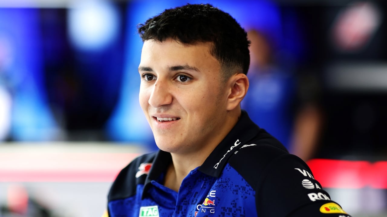 Red Bull ya tiene pareja para 2027: Hadjar renueva tras su brillante irrupción junto a Verstappen